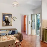 Chiara -marina Di Pietrasanta