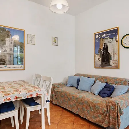 Chiara -marina Di Pietrasanta